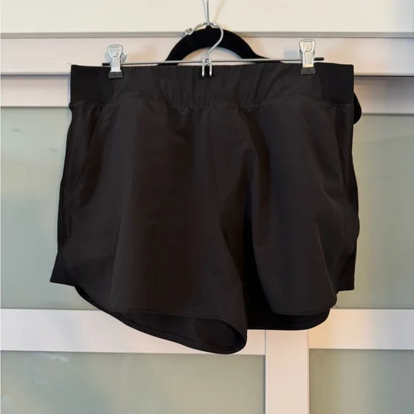 90 Degree By Reflex Black Athletic Shorts - Picture 1 of 2